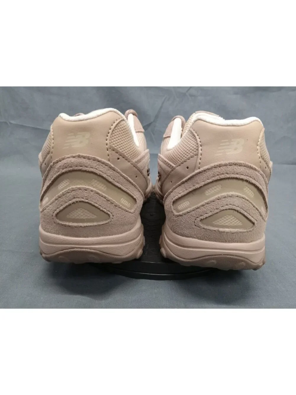 New Balance 204L Lace (GS) Sneaker G204L5CB Grey Beige Boys Size 5 NEW IN BOX!